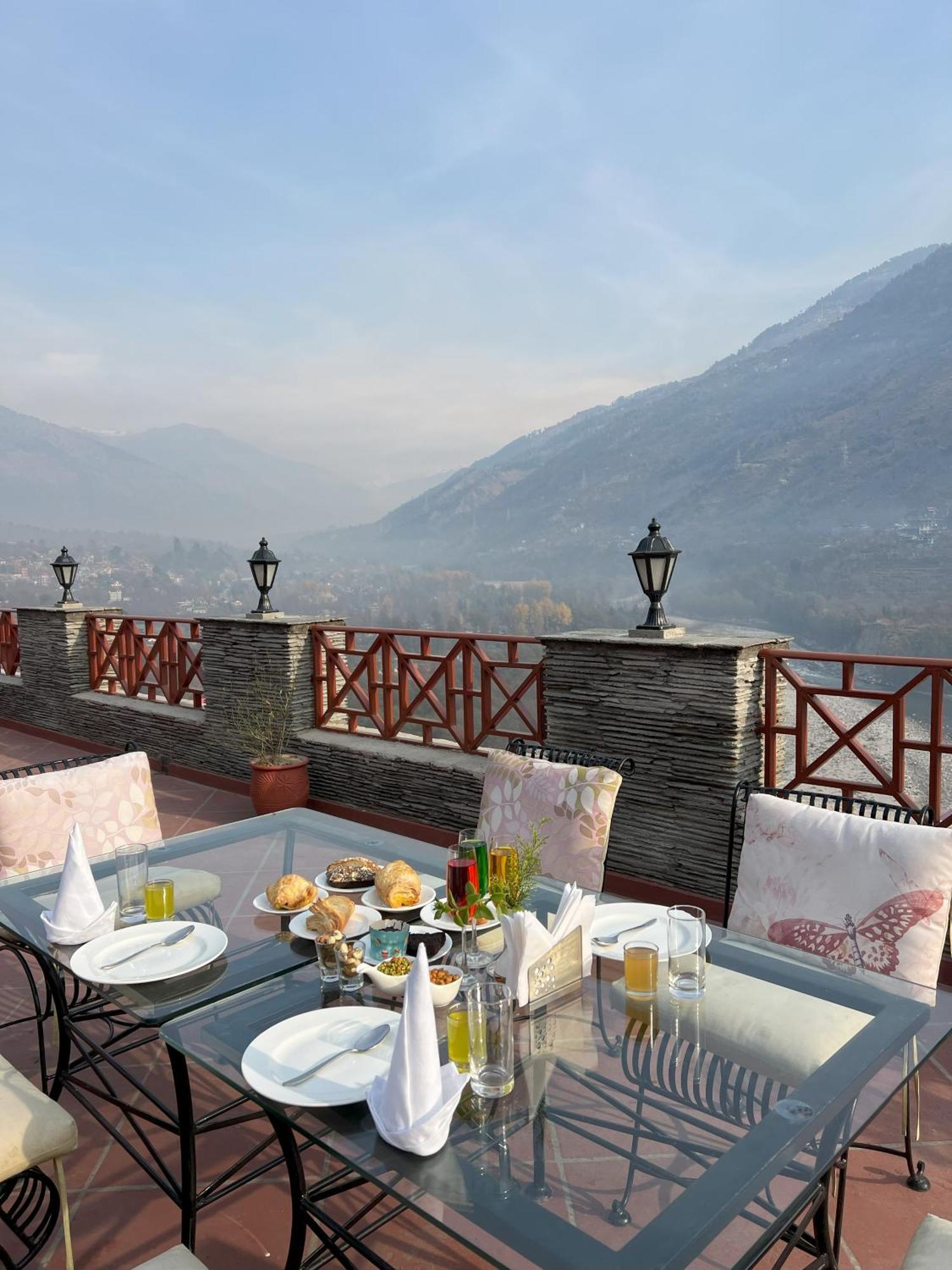 Regenta Inn By Riverside Manali Exterior foto