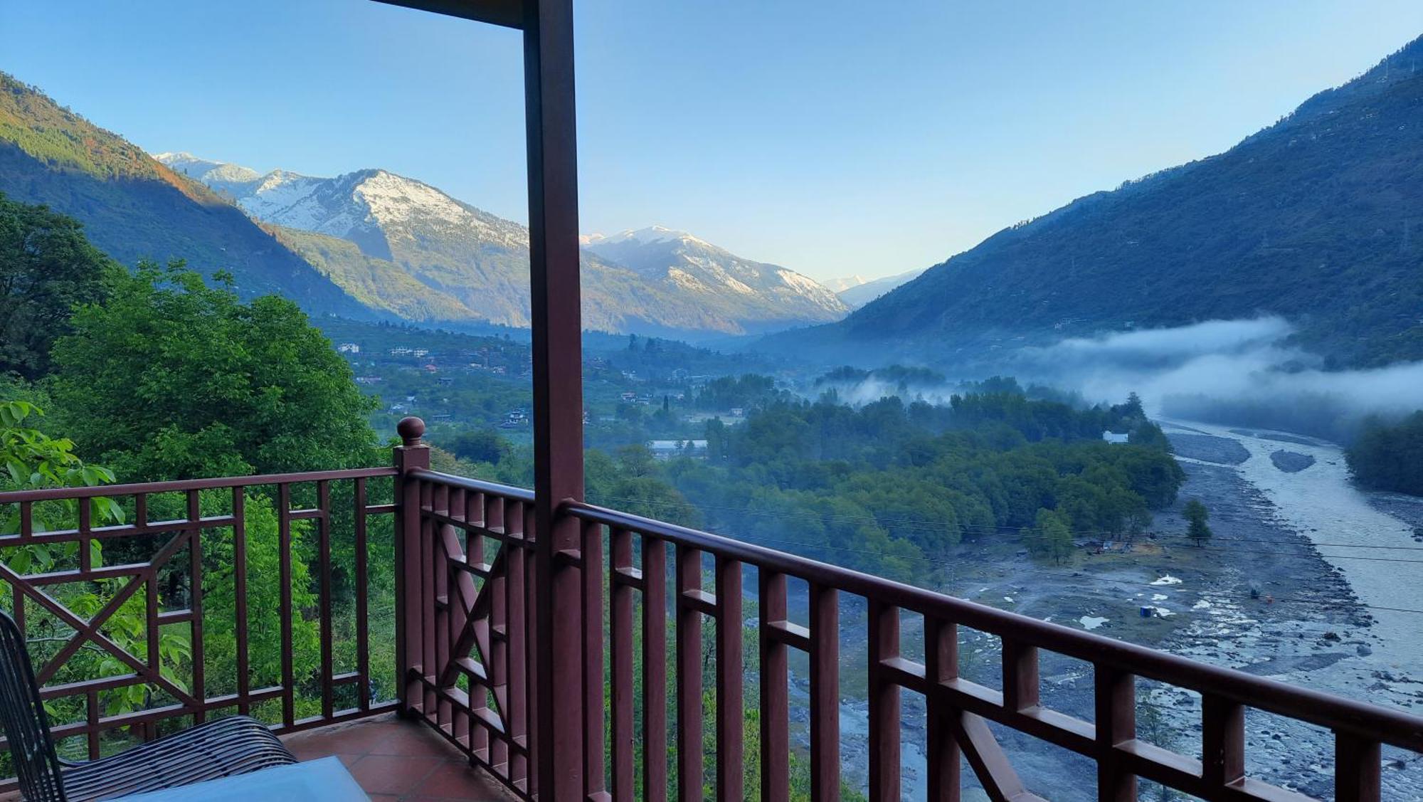 Regenta Inn By Riverside Manali Exterior foto